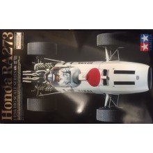 Tamiya 12032 Honda RA273 with Etch Parts 1/12