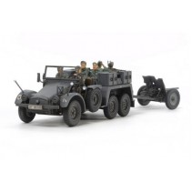 Tamiya 32580 German 6x4 Towing Truck Kfz.69 with 3.7cm Pak 1/48