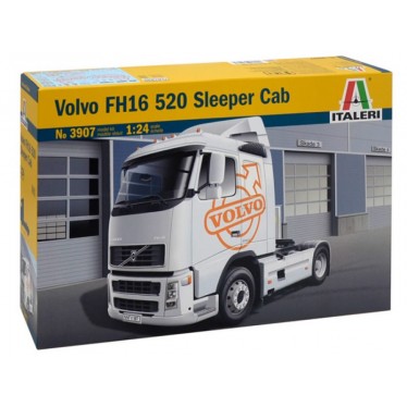 Italeri 3907 Volvo FH16 520 Sleeper Cab 1/24