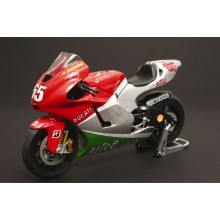 ITALERI DUCATI DESMOSEDICI MUGELLO GP Scale 1:9